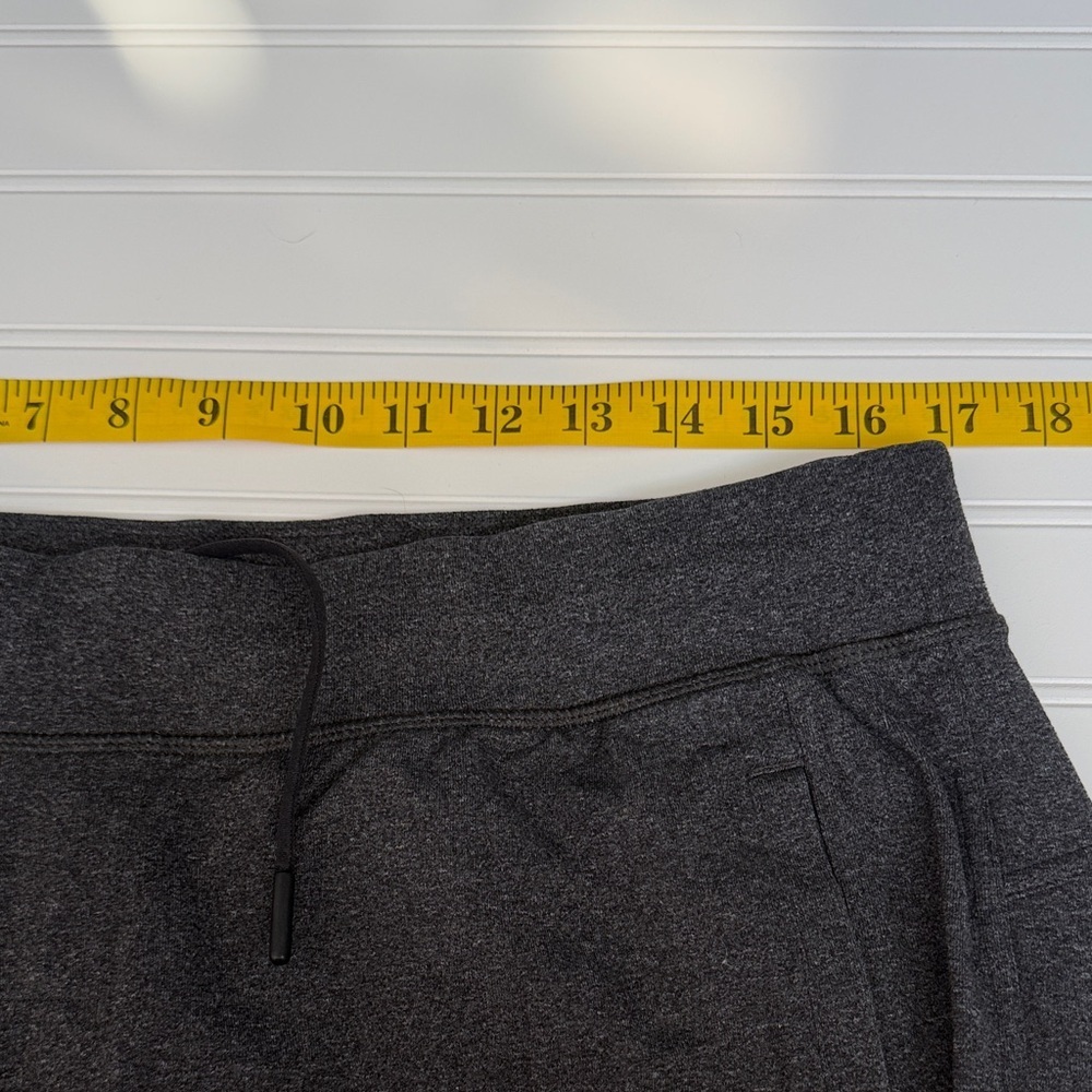 (207)lululemon athletica Men's Black Jogger Pants - Picture 4 of 6